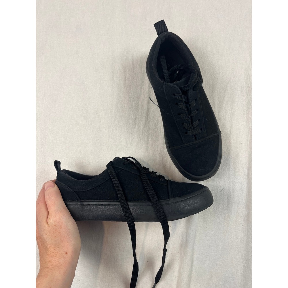 Art Class Kids Black Canvas Sneakers Low Top Skate Shoes Size 13 Triple Black